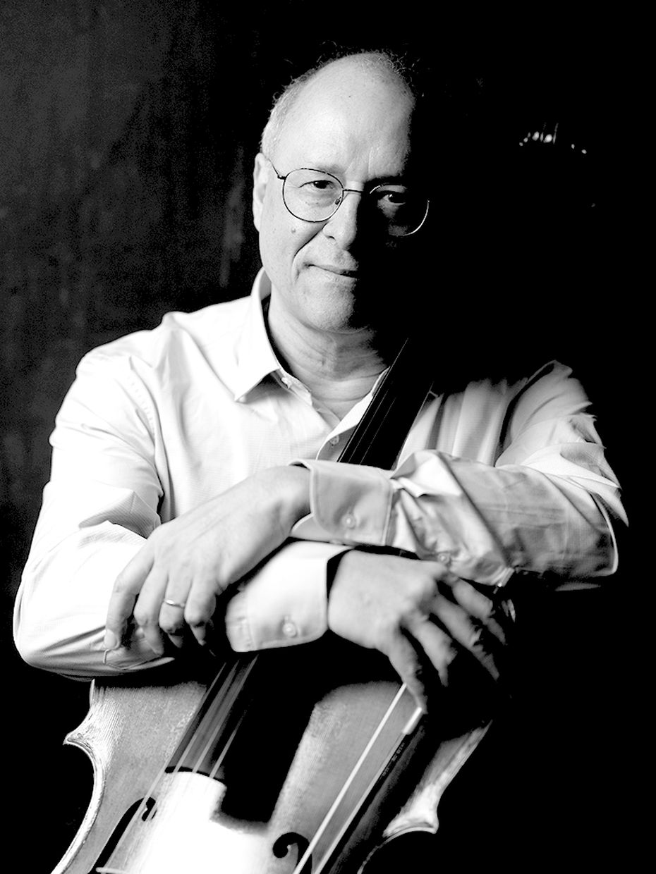 Антонио Менезес